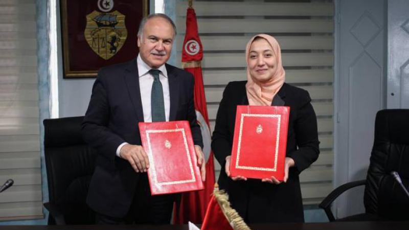 امضاء اتفاقية بين وزارة التكوين المهني والتشغيل ووزارة التربية